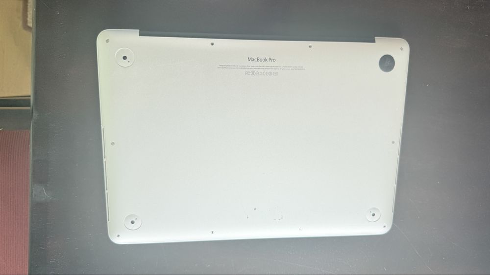 Macbook Pro Model 1425 EMC 2557 para pecas