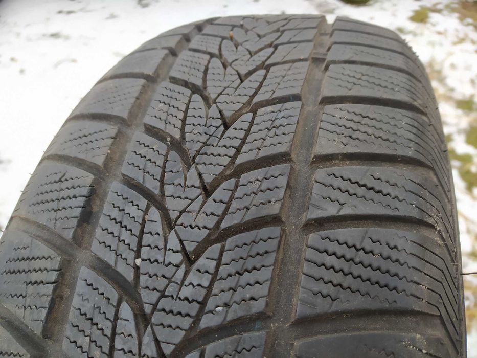 opony zimowe 16 205/55 komplet