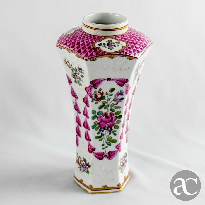 Par de Jarras hexagonais porcelana de Paris Samson, séc. XIX