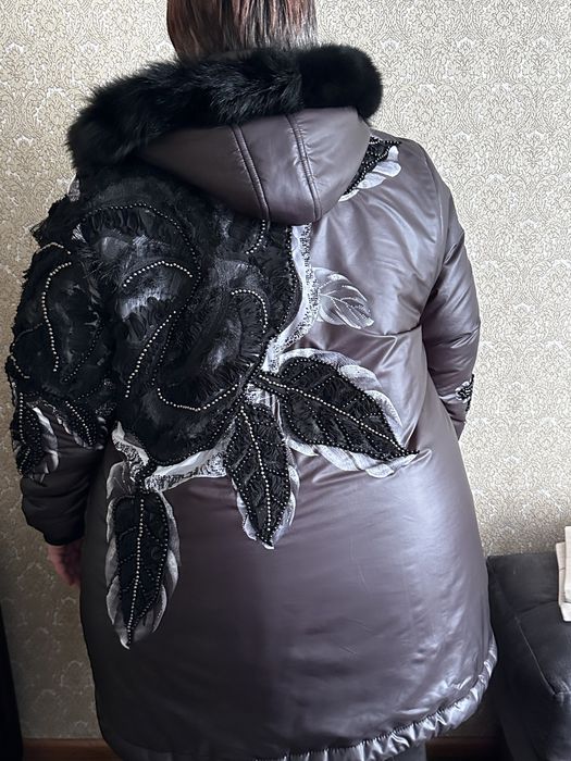 Зимова куртка великого розміру