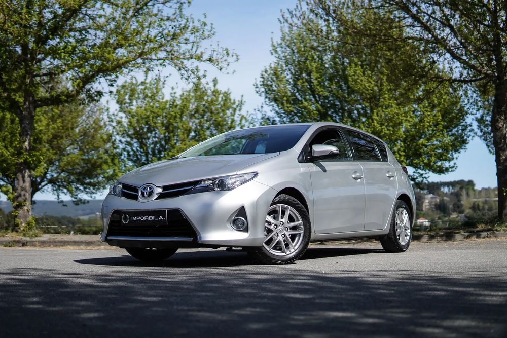 Toyota Auris 1.4 D-4D Exclusive+P.Sport
