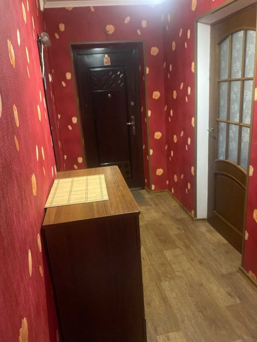 Центр, вул. Покровька, медичний центр Асклепій