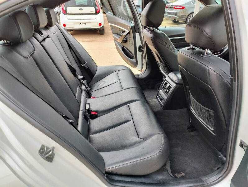 2016 BMW 3 Series 330e