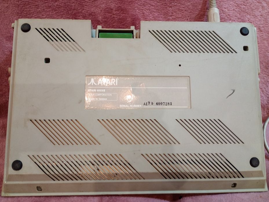 ATARI XE 65  atari komputer