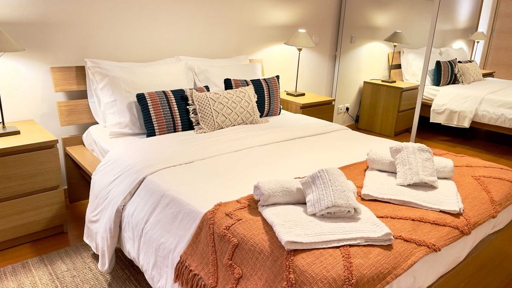 Casinha Sub-Vila T2 junto à PSP c/Lugar de Garagem