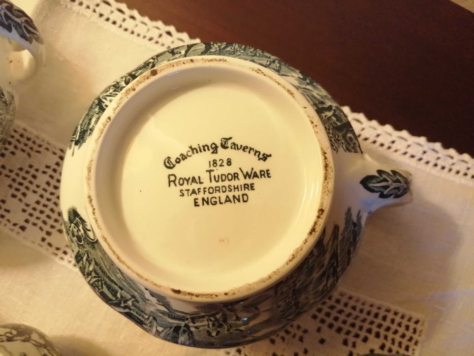 Serviço de café inglês antigo