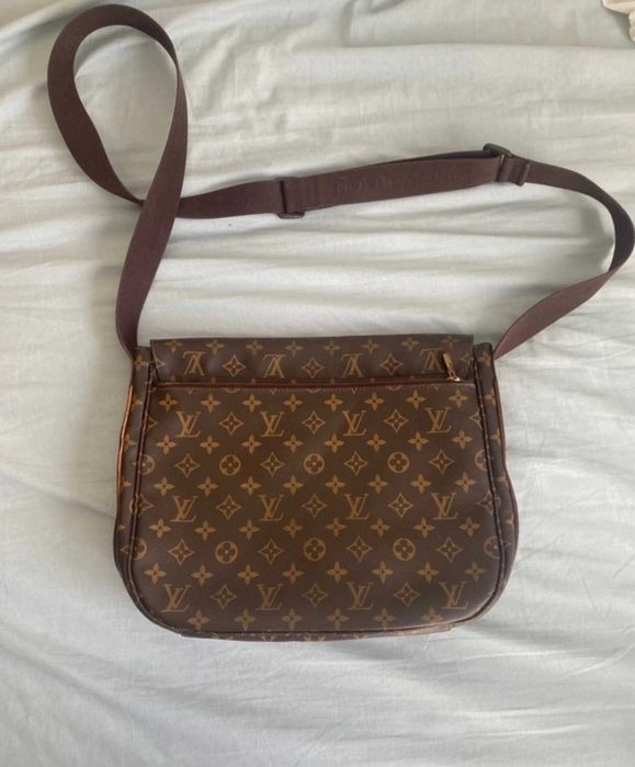 Louis Vuitton Autentica