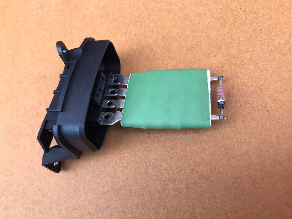 Резистор печки сопротивления Mercedes Vito W638 (96-03)