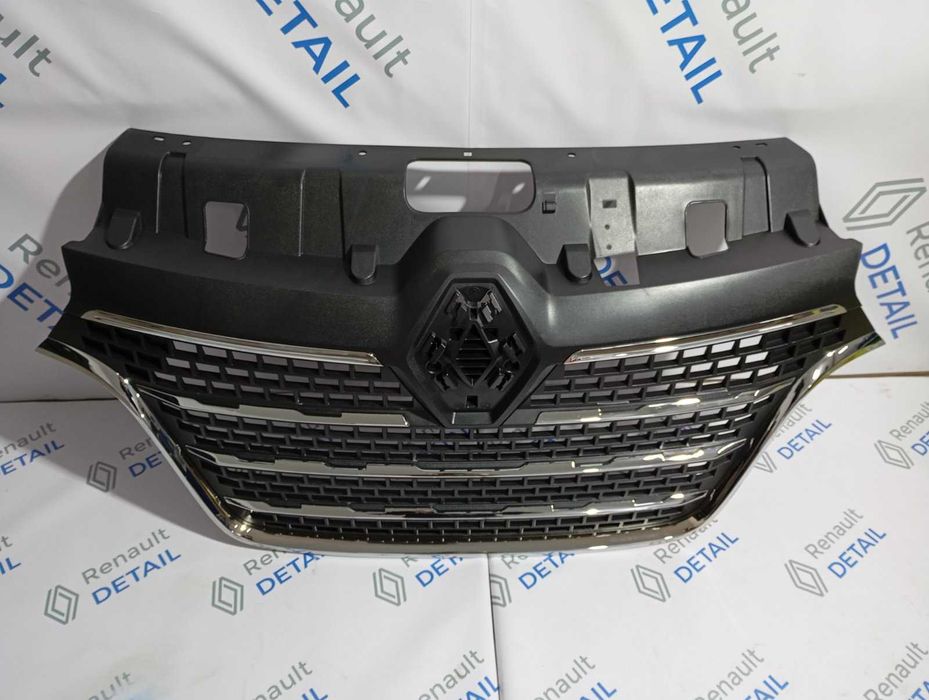 Рішотка решітка радіатора Рено мастер Renault Master 2019-2024