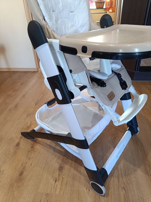 Стільчик для годування Carrello Apricus CRL-14201 в ідеальному стані