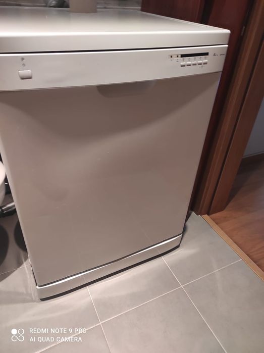 Máquina lavar loiça teka