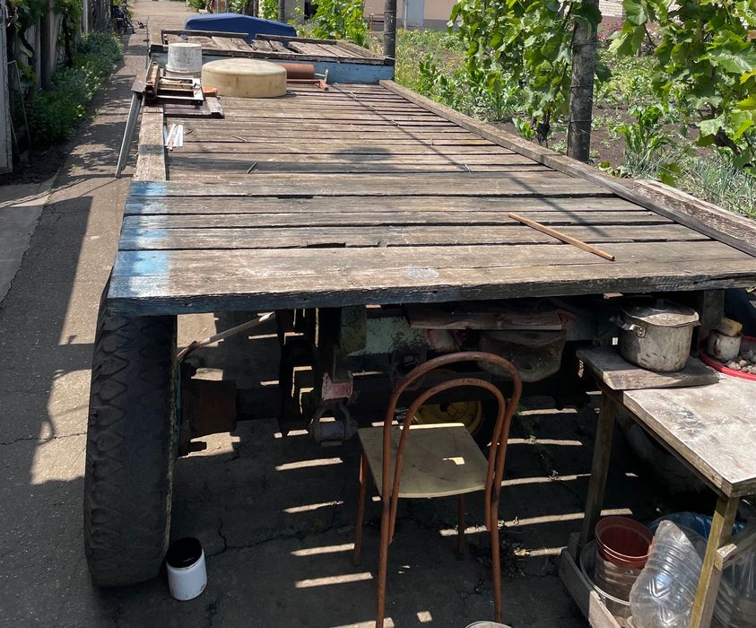 Прицеп тракторній