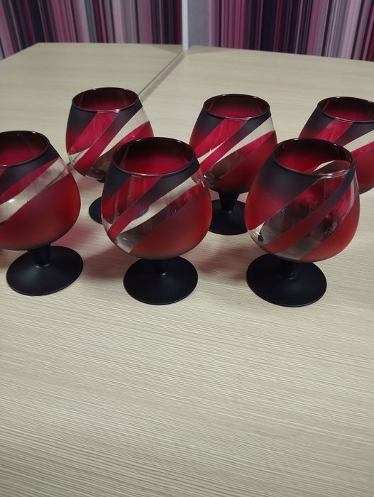 Фужери из цветного стекла