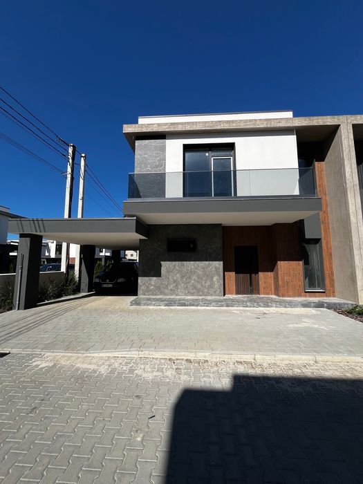 Продаж котеджу у с.Конопниця КМ Stone Village