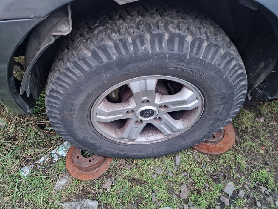 Колеса kia sorento 2001-2009 5x139.7 r16 диски нива