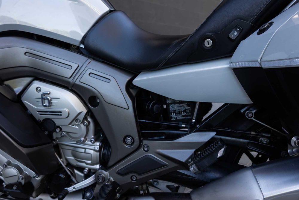BMW K 1600 GT - FULL EXTRAS!