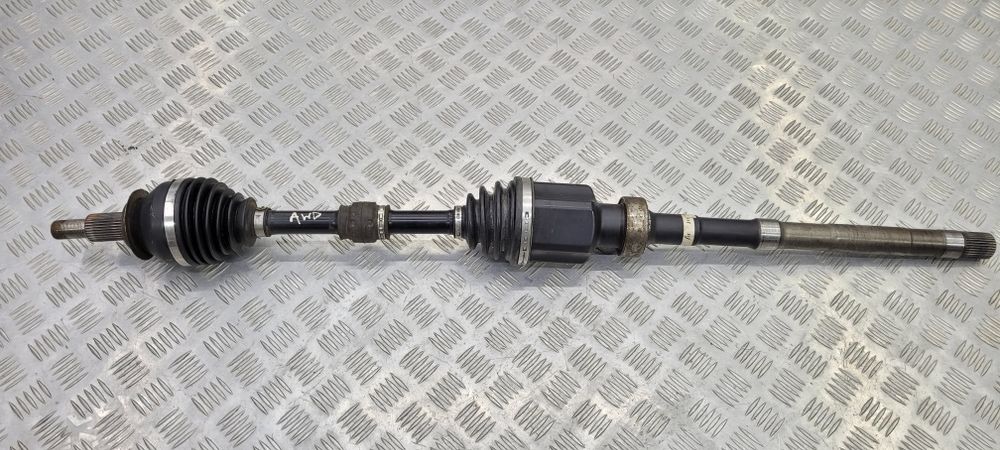 Піввісь передня права привід Mazda CX9 2016 +