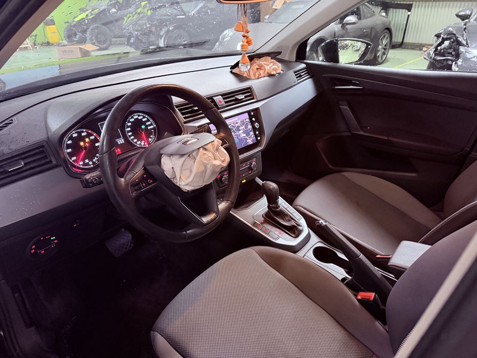 Seat Arona 1.0 TSI Style caixa automática DSG a trabalhar e andar