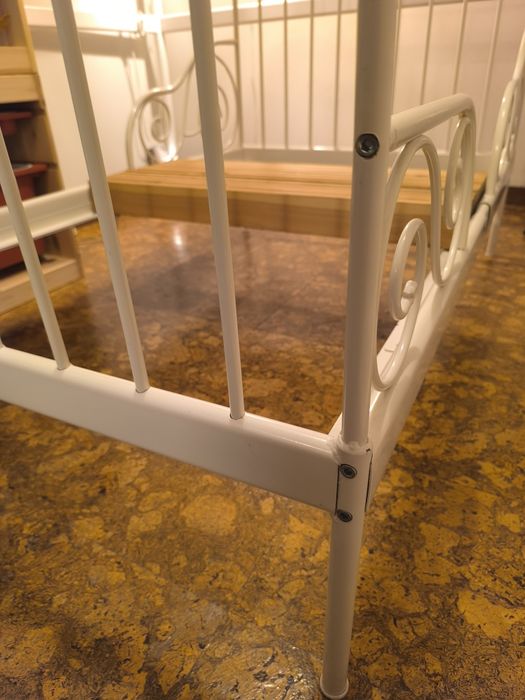 Cama de criança extensível, de ferro, ikea mennin