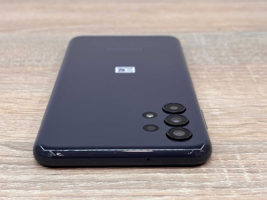 Smartfon Samsung Galaxy A13 4/64gb jak nowy