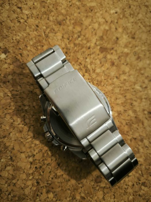 Relógio Casio Edifice EFR-526D-1AVUEF, braceletes em pele extra, Novo