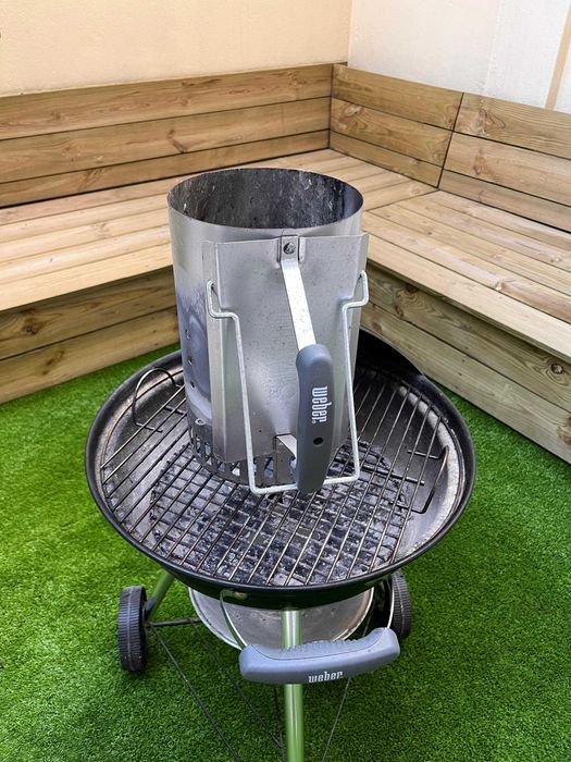 Grelhador Weber Compact Kettle 47 cm + chaminé + acessórios