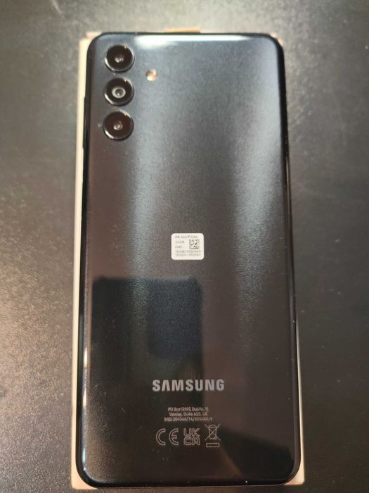 Samsung Galaxy A04s 3/32GB + karta pamięci 8GB + kabel USB