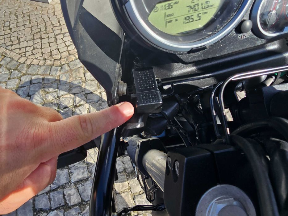 Royal Enfield Himalayan 411 - COMO NOVA + muitos extras