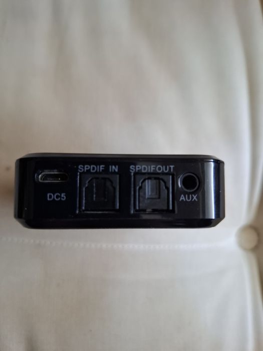 Transmissor e receptor de áudio TX16 compatível com Bluetooth v5.0, audio ótico e aux 3,5 mm