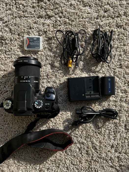 Sony Alpha DSLR-A100