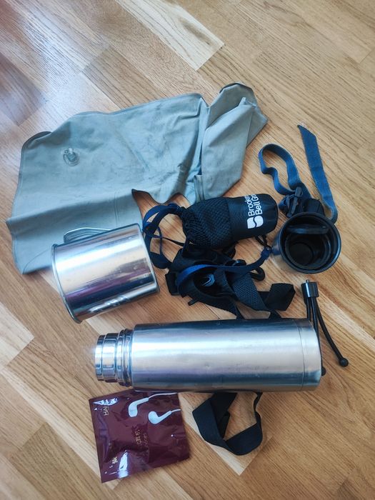 Akcesoria turystyczne - DUŻO - TANIO! Cena za całość