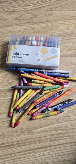 Kredki świecowe do malowania