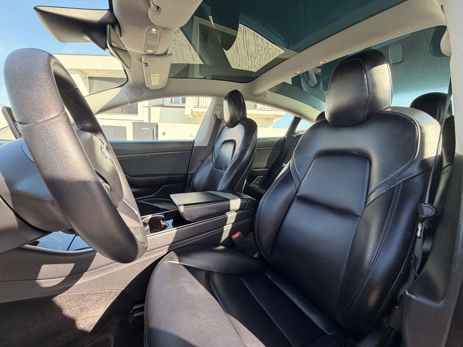 Tesla Model 3 Standard Range Plus RWD