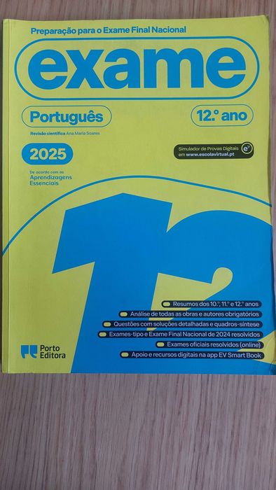 Livro Preparação para o Exame Final Nacional de Português 12°ano