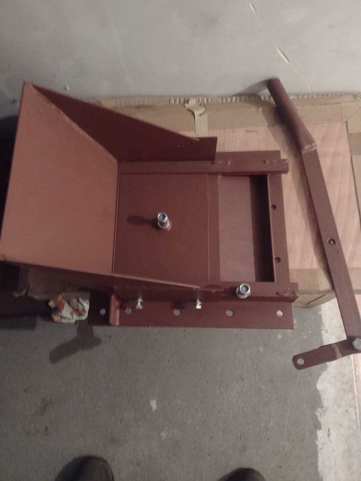 Zsyp,wysyp,szyber do zboża przykręcany z lejem,rura