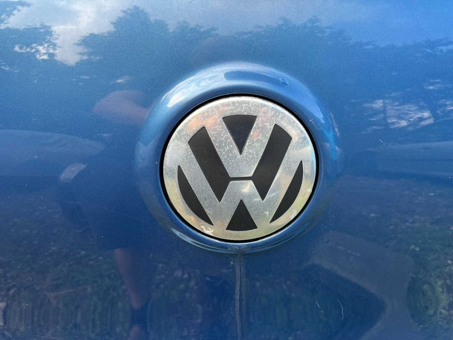 emblemat klamka mikrostyk klapy tył tylna tylnia vw golf v 5 1k0 2003 -2009 hatchback