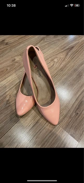 Rozowe eleganckie buty na obcasie rozm 39 marki Seastar