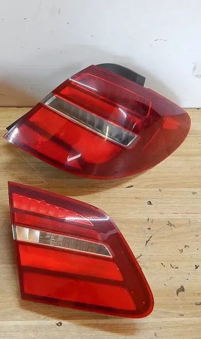 Lampa prawy tył tylna LED klapy narożna Mercedes W246 B-klasa 11-18 LIFT Łuków części