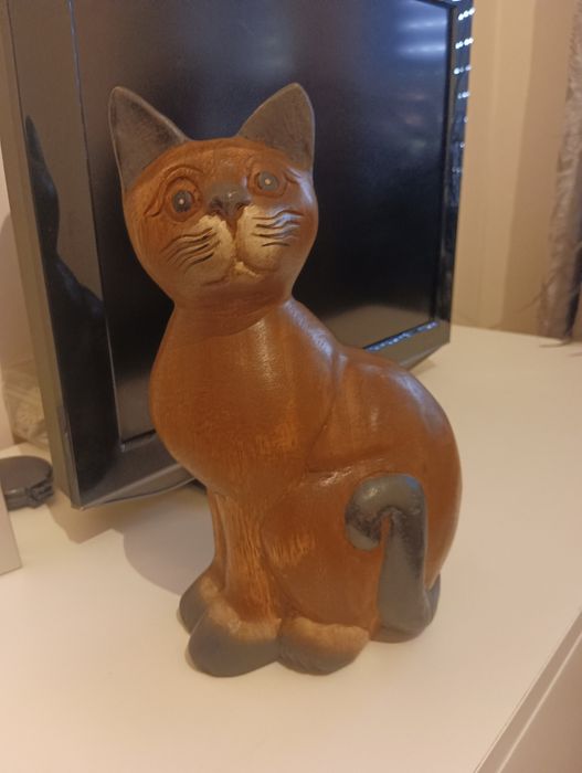 Estátua/Escultura de gato em madeira