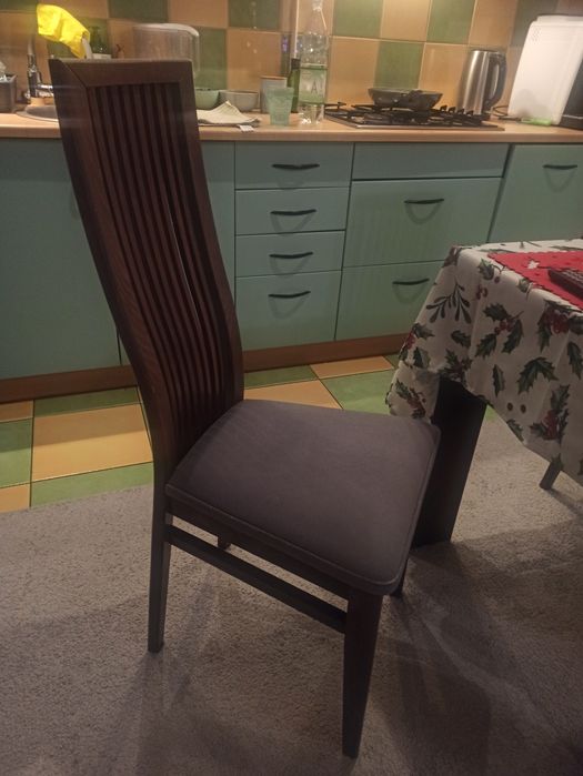 Krzesła do jadalni