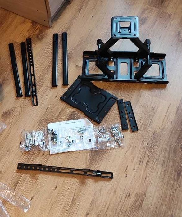 Uchwyt do TV 25–70 cali obrotowy 160° PREMIUM 50 kg