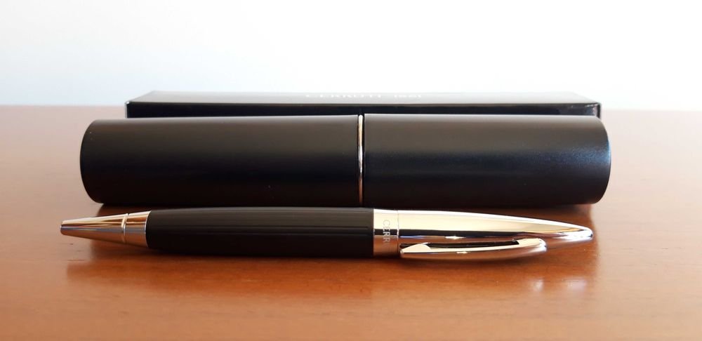 Esferográfica de luxo CERRUTI - Artigo NOVO