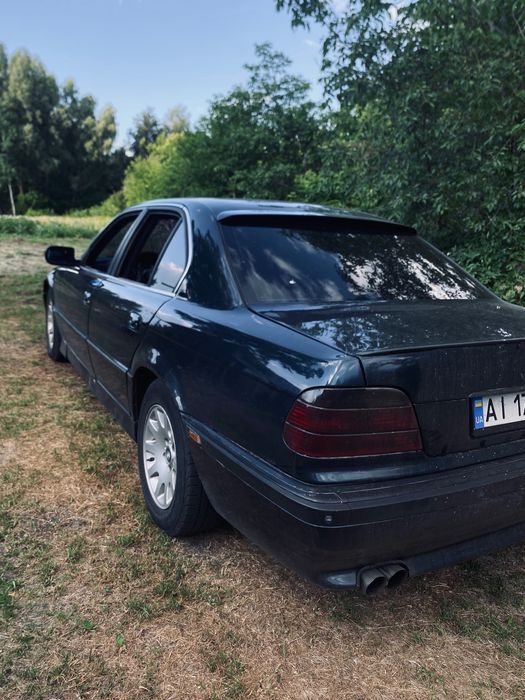 Продам BMWe38 730i
