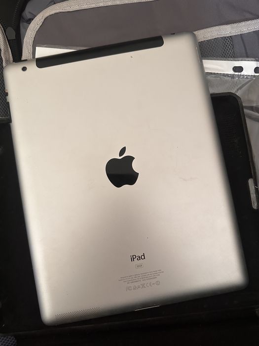Ipad 32 ГБ на запчастини