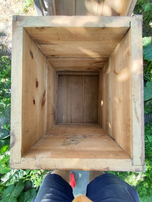 Вулик для бджіл із 4 секцій