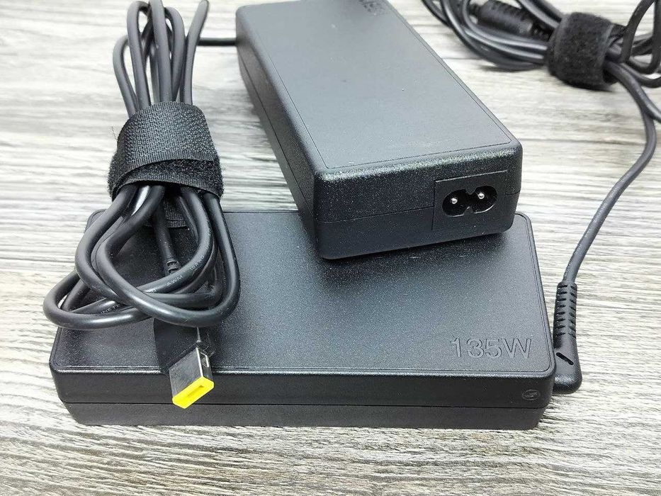 Блок живлення Lenovo Square 135W 20V 6.75A USB+pin  Оригінал