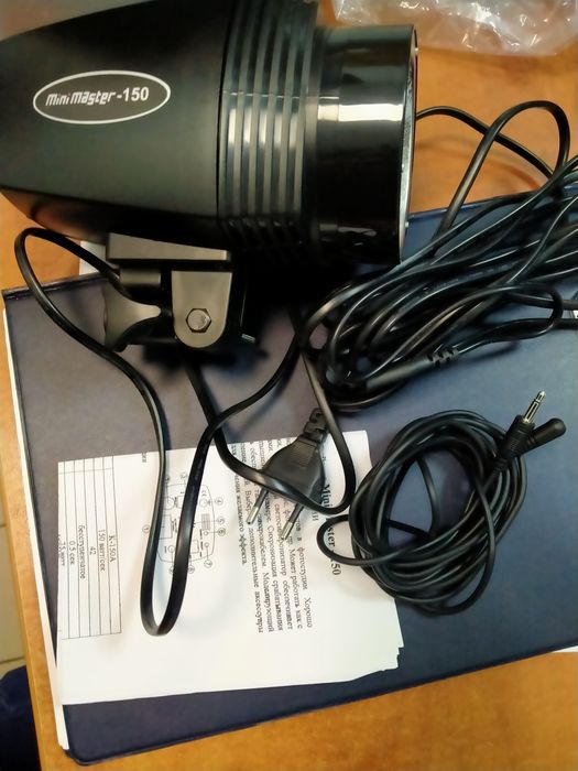 Вспышки студийные