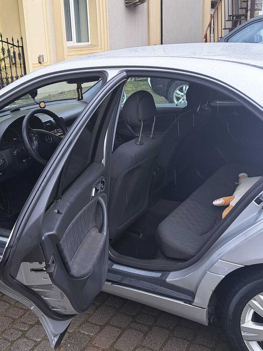 Мерседес бенз С200