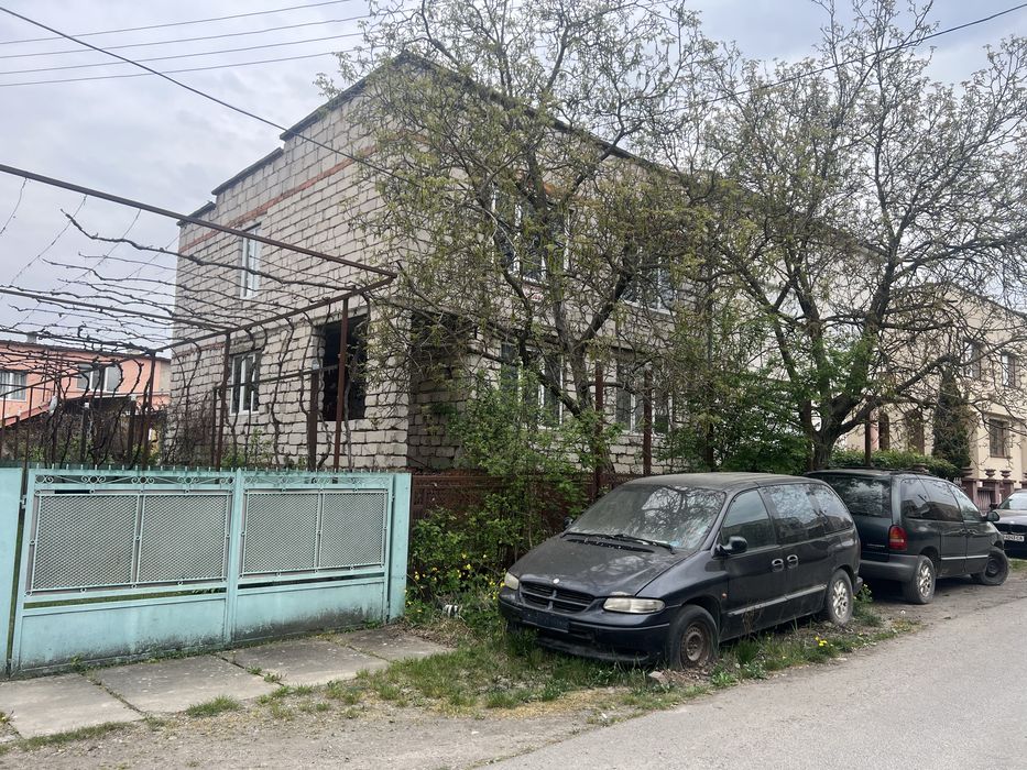 Продаж недобудови з комунікаціями у хорошому р-ні м. Виноградів