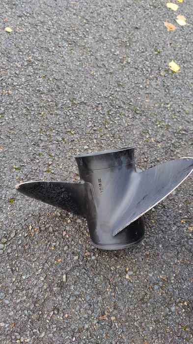 Śruba napędowa 13X19